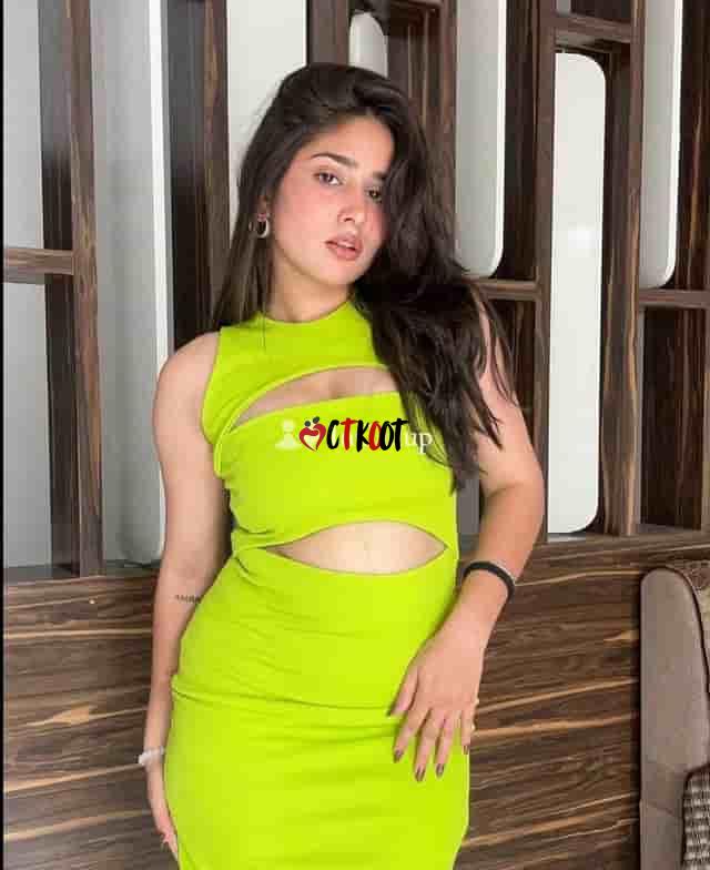 Nisha Roy 